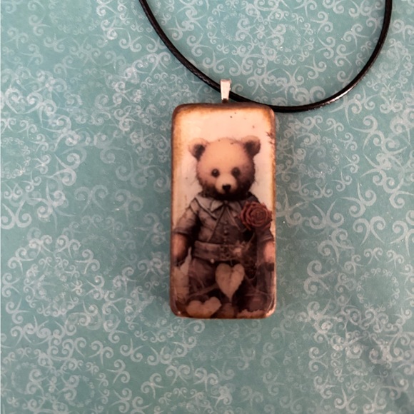 Vintage teddy bear necklace - Picture 3 of 5